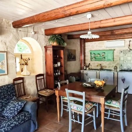 Villa Neli, Palazzolo Acreide, Siracusa, Hot Tub, Wi-Fi & Parking 外观 照片