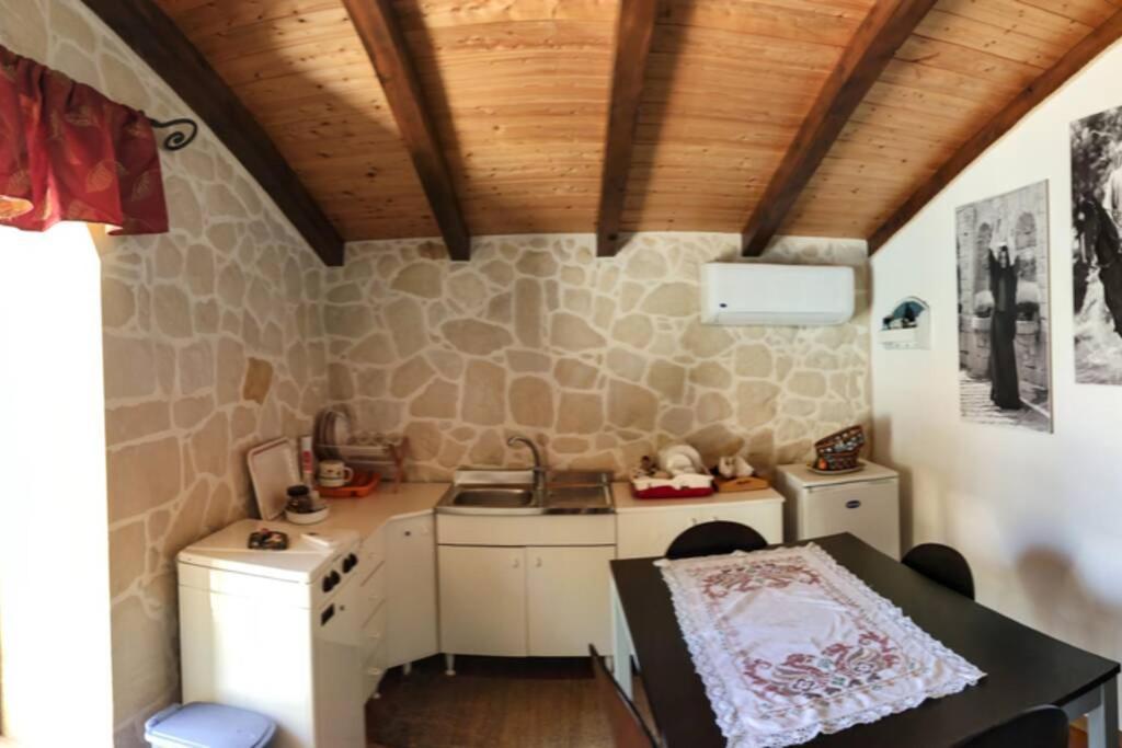 Villa Neli, Palazzolo Acreide, Siracusa, Hot Tub, Wi-Fi & Parking 外观 照片