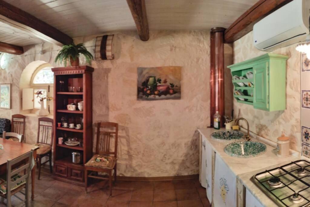 Villa Neli, Palazzolo Acreide, Siracusa, Hot Tub, Wi-Fi & Parking 外观 照片